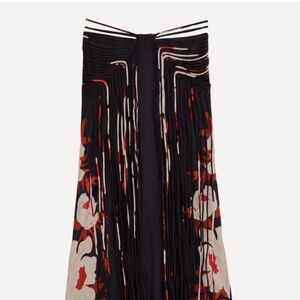 Farm Rio, Peony Fringe Skirt, Matching Top avail in sep listing NWT S